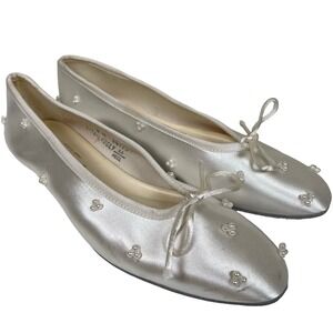 Vintage Coloriffics White Satin Ballet Flats Pearl Embellishments Size 8M Bow